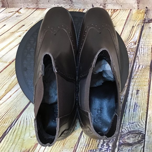 Brown Stretch Wingtip Slip On Chelsea Ankle Boots Various Sizes - Picture 4 of 7